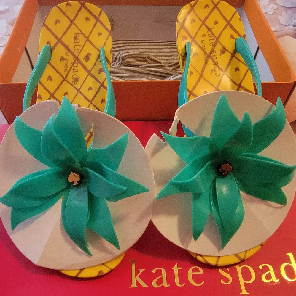 Flast Kate Spade - Picture 3 of 4